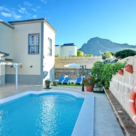 Elena Villa Costa Adeje (Tenerife)